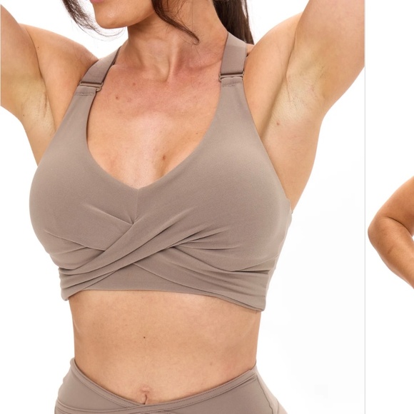 Buffbunny candy wrap, sports bra new with tags extra large - Picture 4 of 4